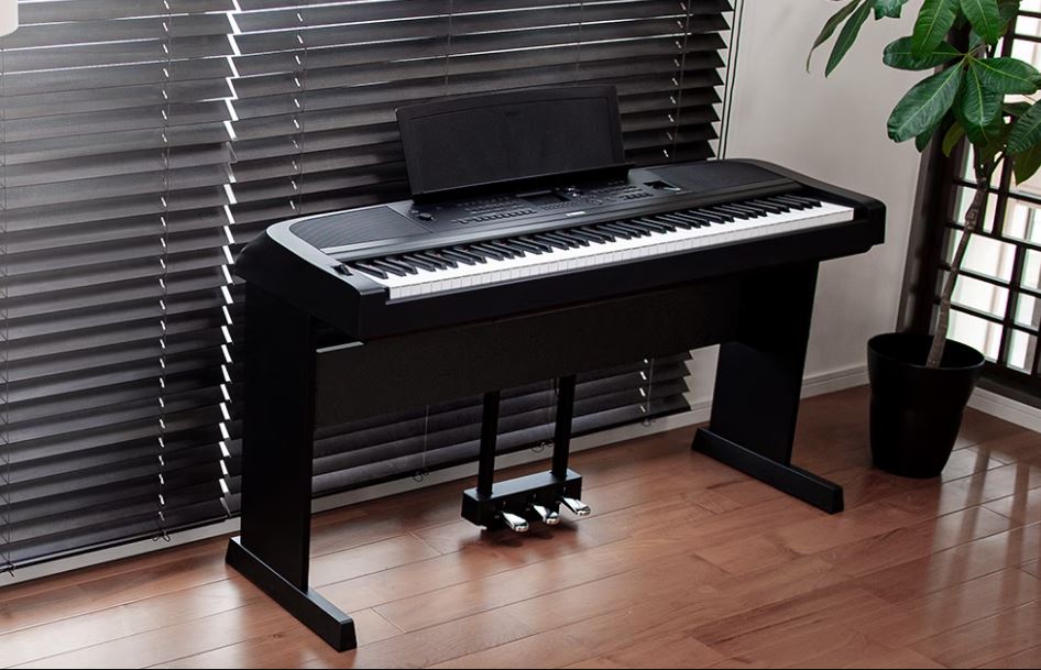 Yamaha DGX-670, 88-Key Portable Grand Piano w/L-300 Stand - Metronome Music Inc.