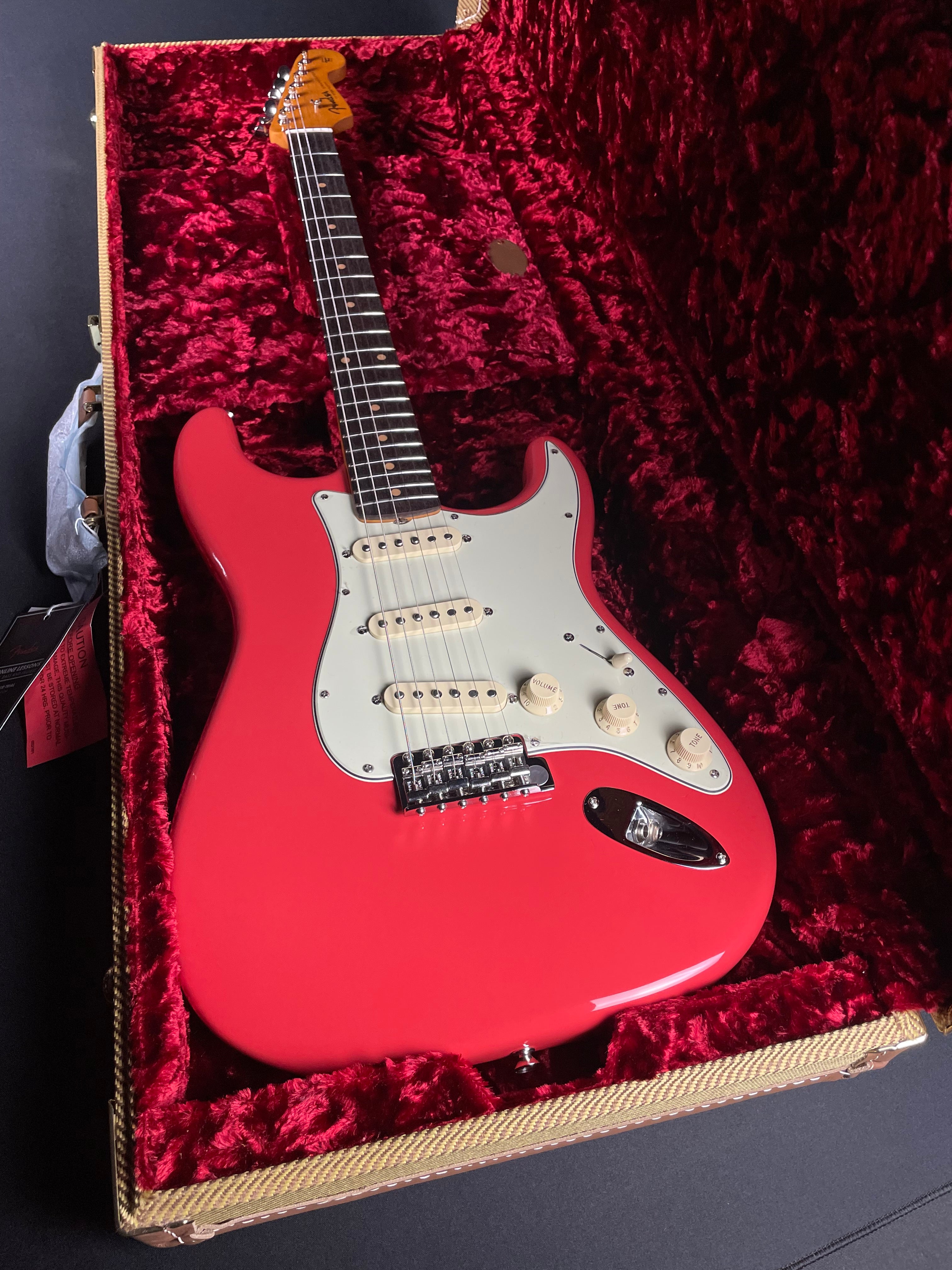 Fender Limited Edition American Vintage II 1961 Stratocaster Fiesta Red w/3A Flame Maple Neck