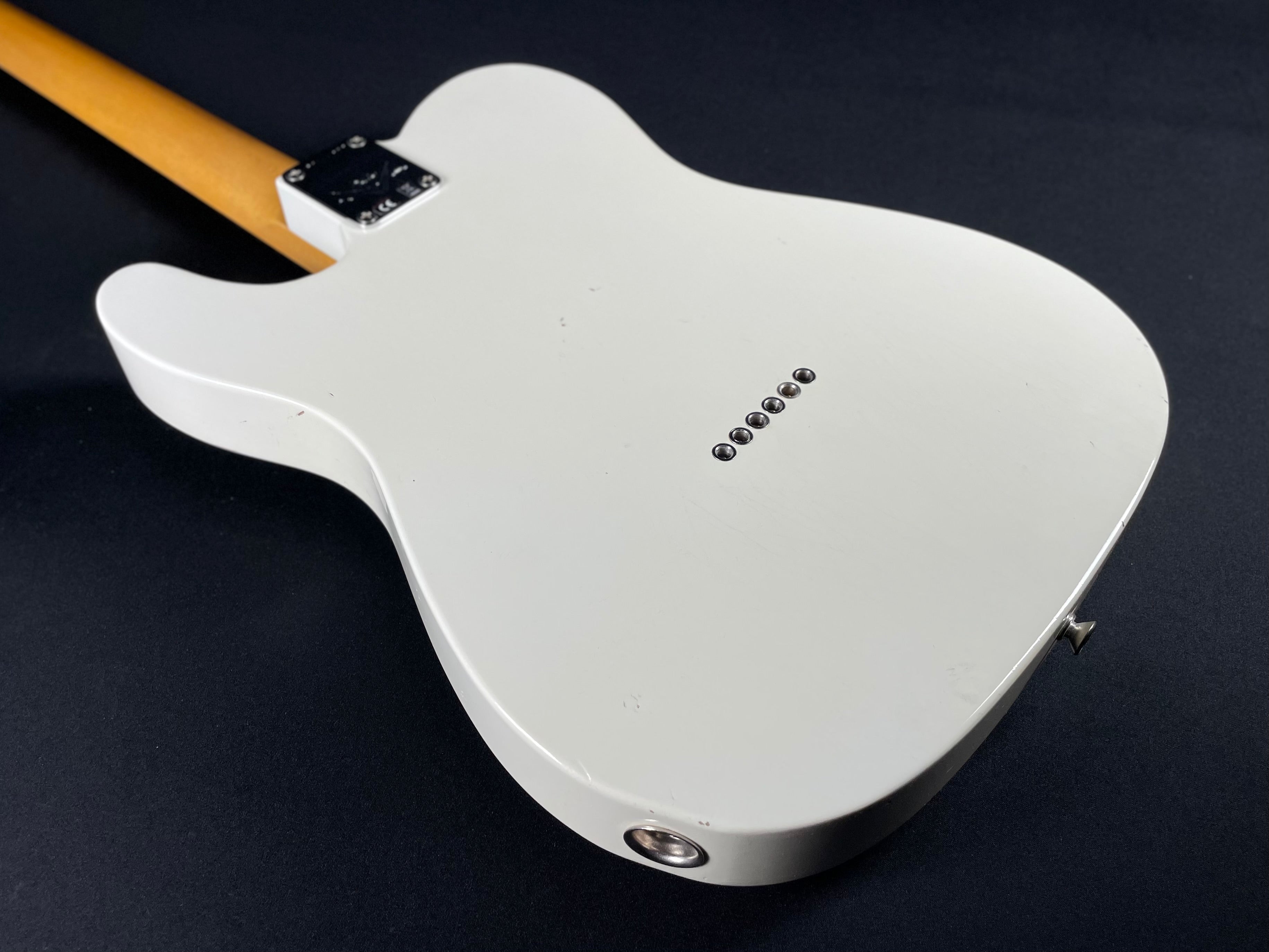 Fender Custom Shop 1963 Telecaster Journeyman - Aged Olympic White (2025) - Metronome Music Inc.