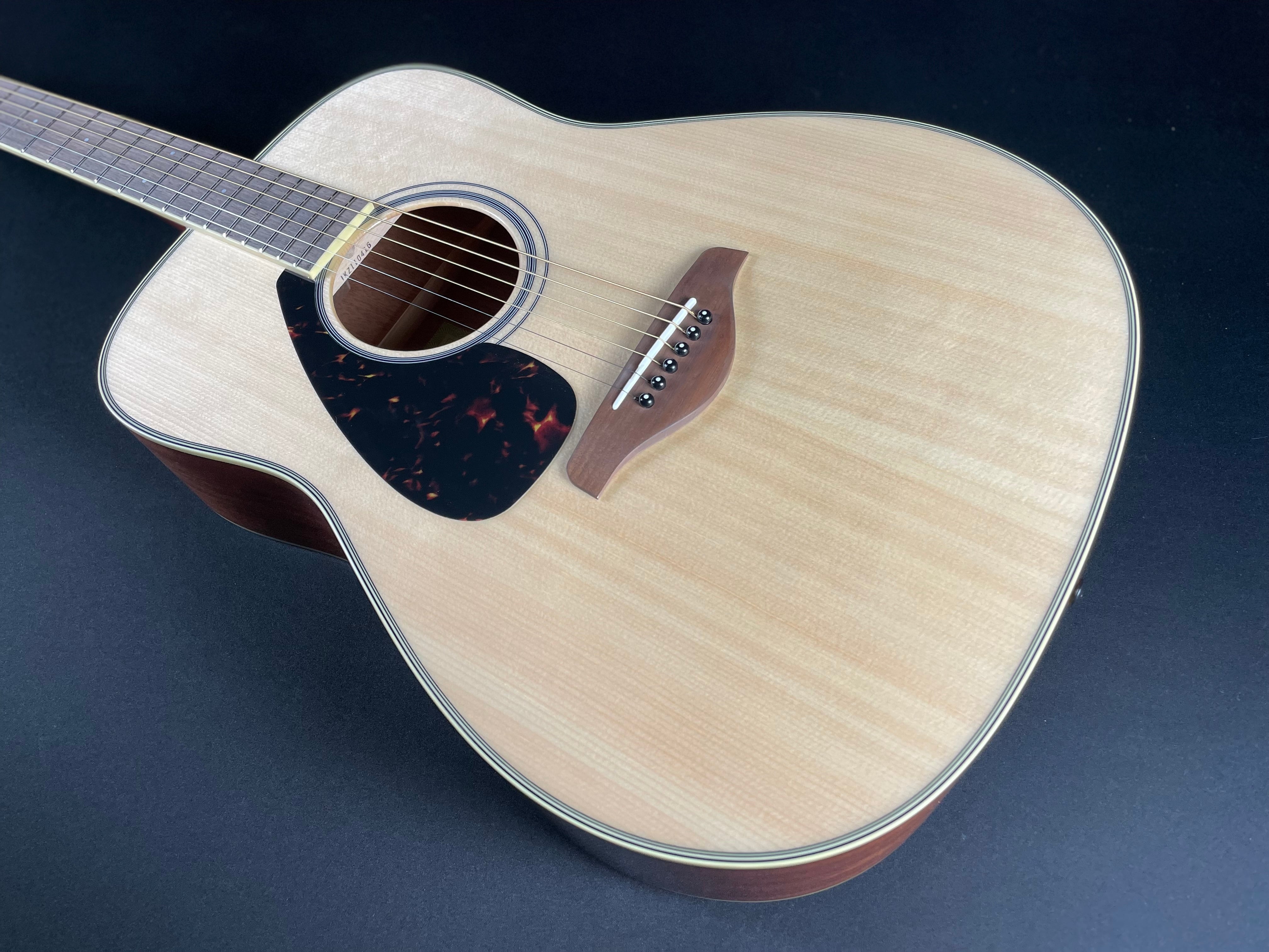 Yamaha FG820L Left Handed Acoustic Guitar