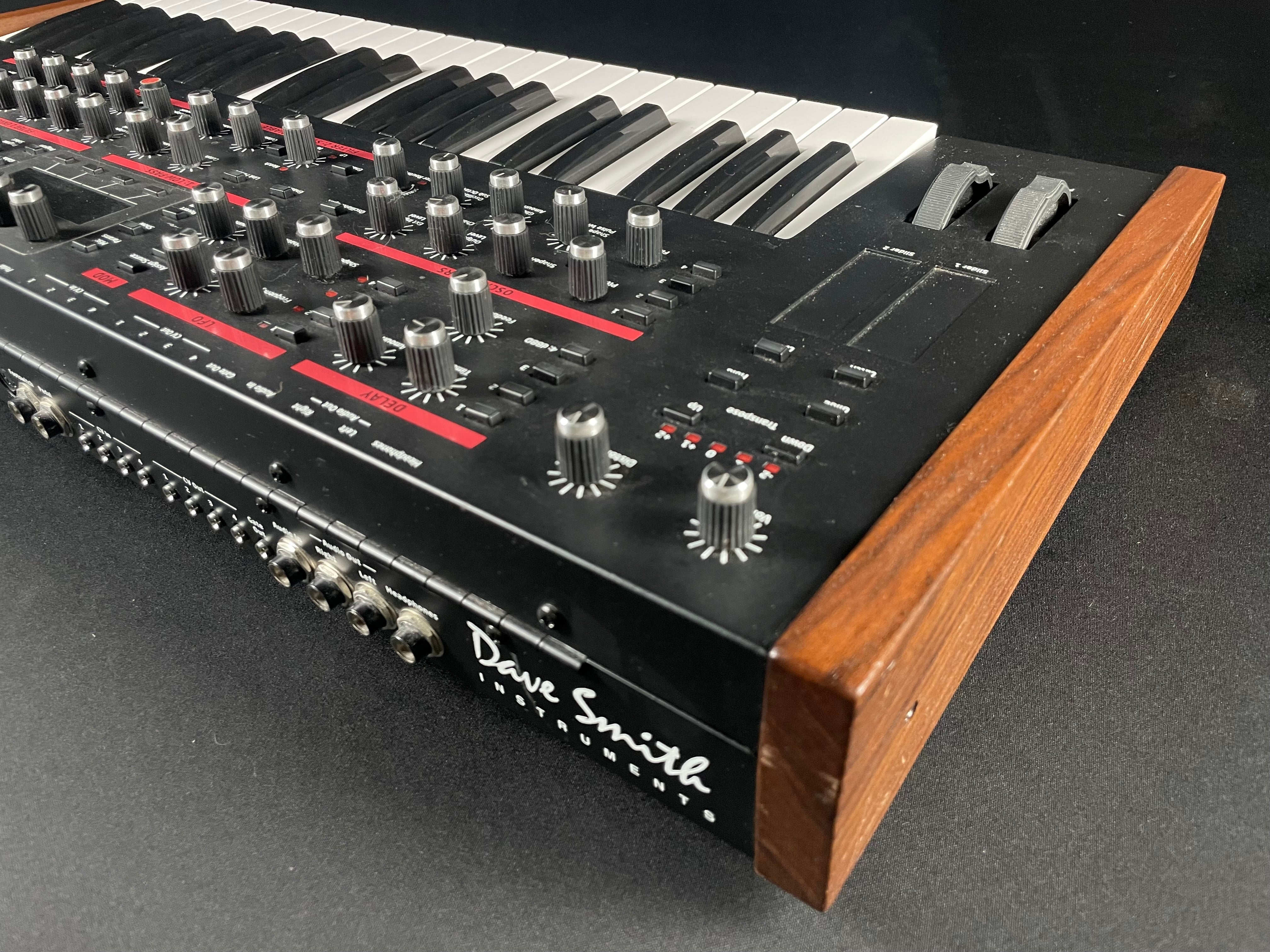Dave Smith Instruments Pro 2 44-Key Monophonic/Paraphonic Synthesizer