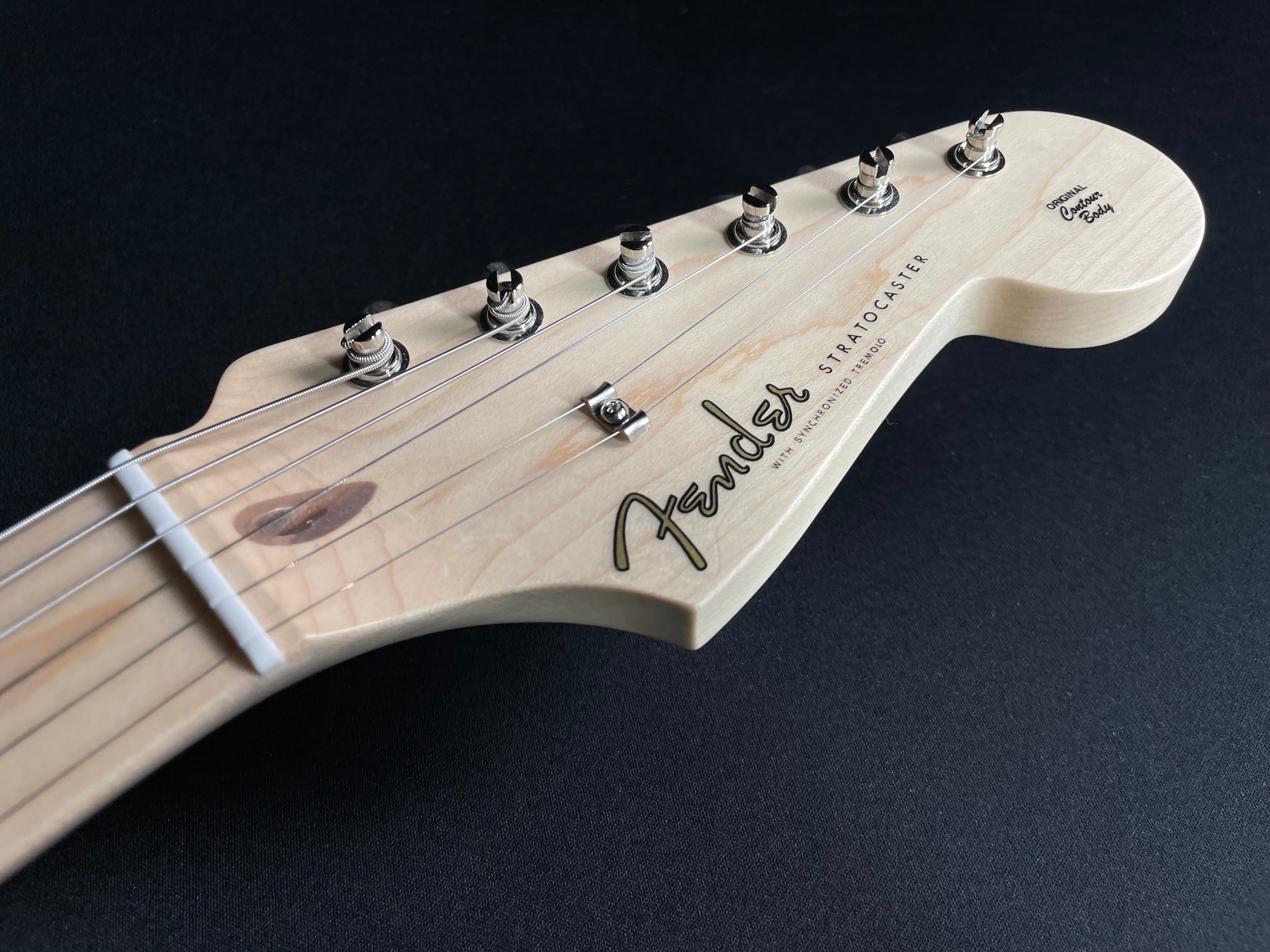 Fender Custom Shop Eric Clapton Signature Stratocaster, Maple - Midnight Blue (2025) - Metronome Music Inc.