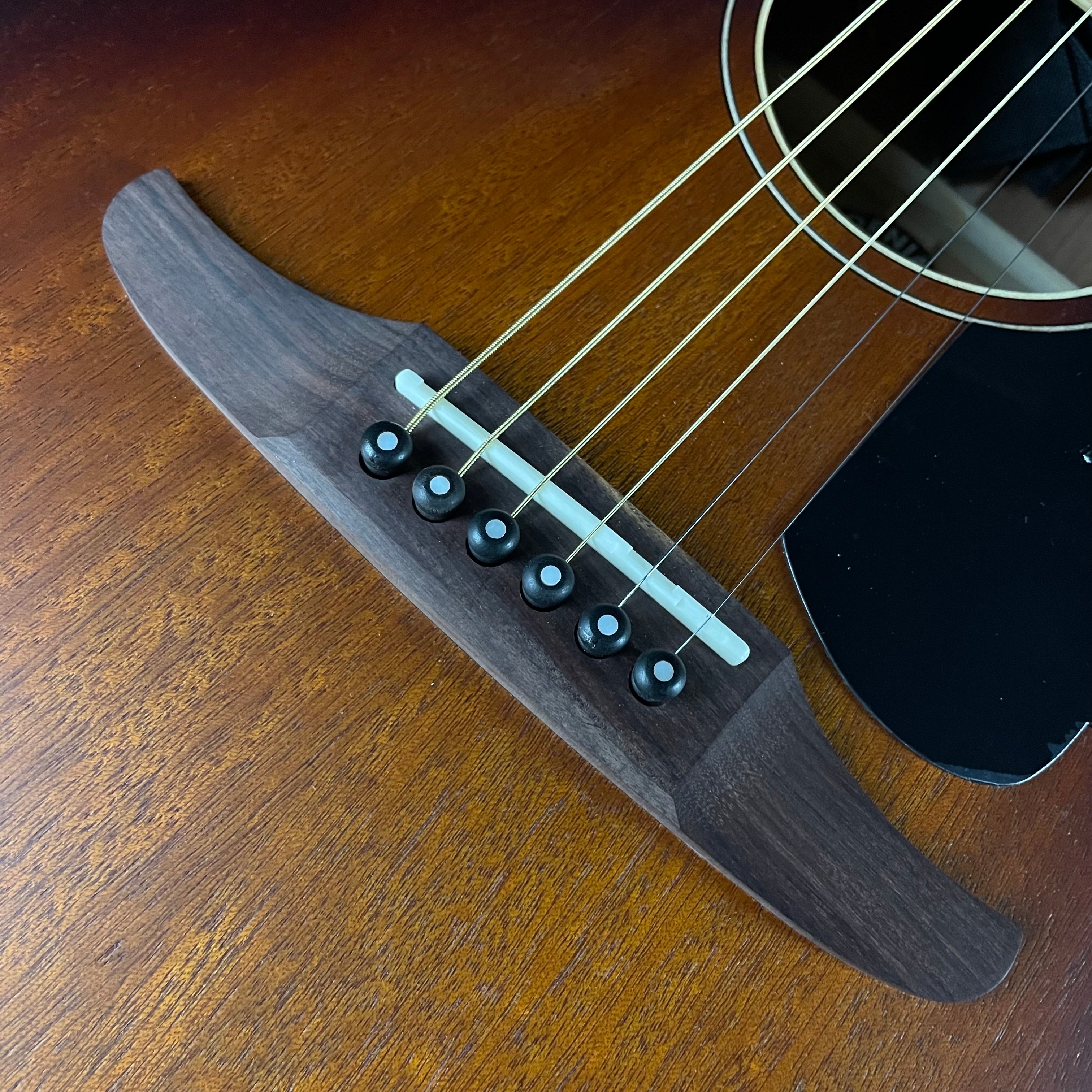 Fender Malibu Special Acoustic w/Gig Bag, Pau Ferro Fingerboard- Honey Burst - Metronome Music Inc.