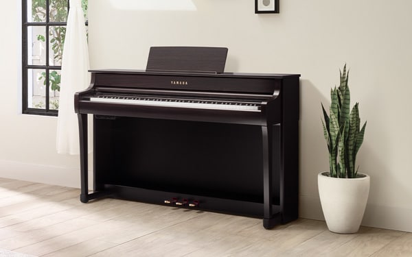 Yamaha Clavinova CLP-845 Digital Piano with Bench - Dark Rosewood - Metronome Music Inc.