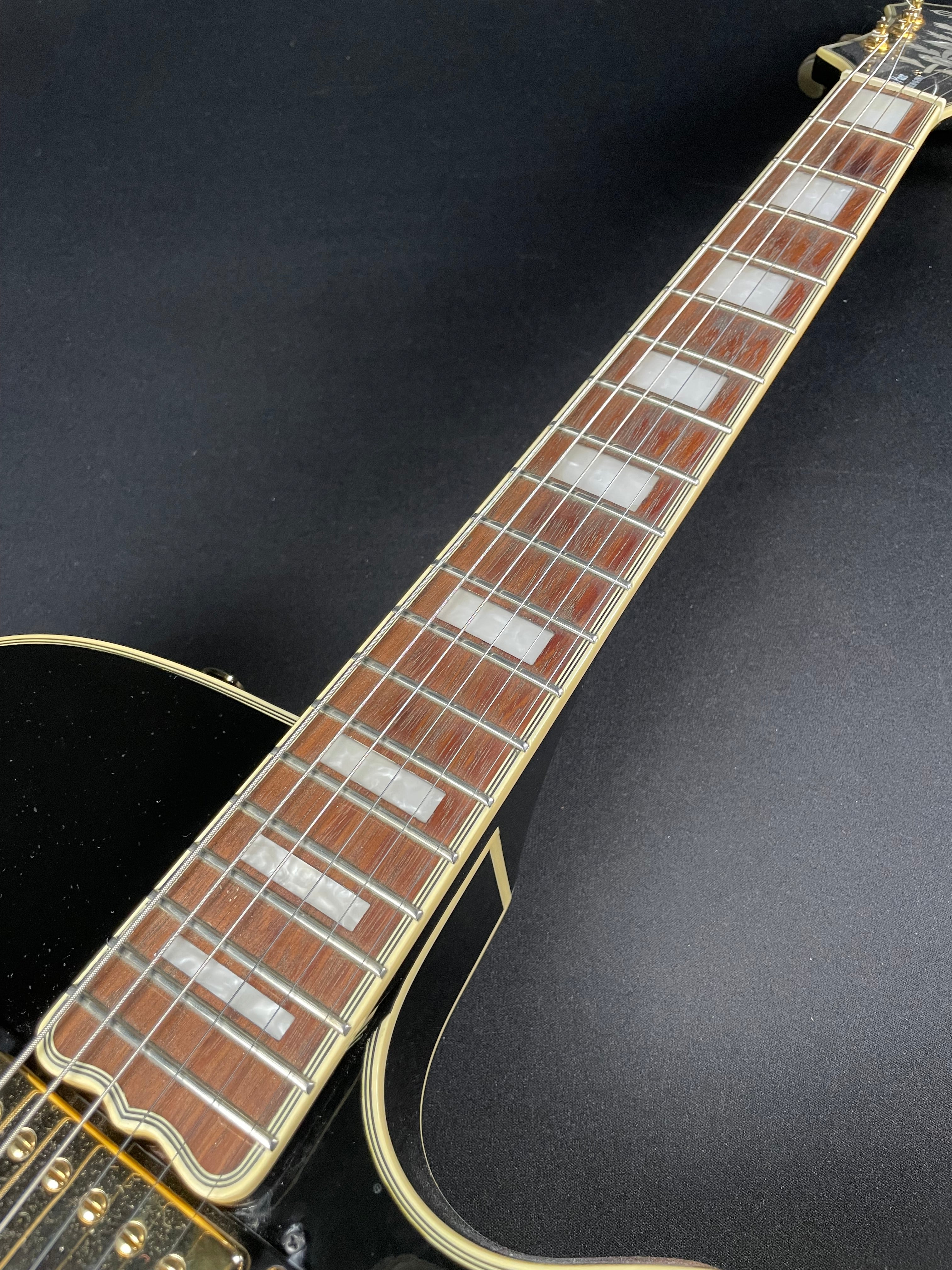 Epiphone Joe Pass Emperor-II PRO (2021) - Metronome Music Inc.