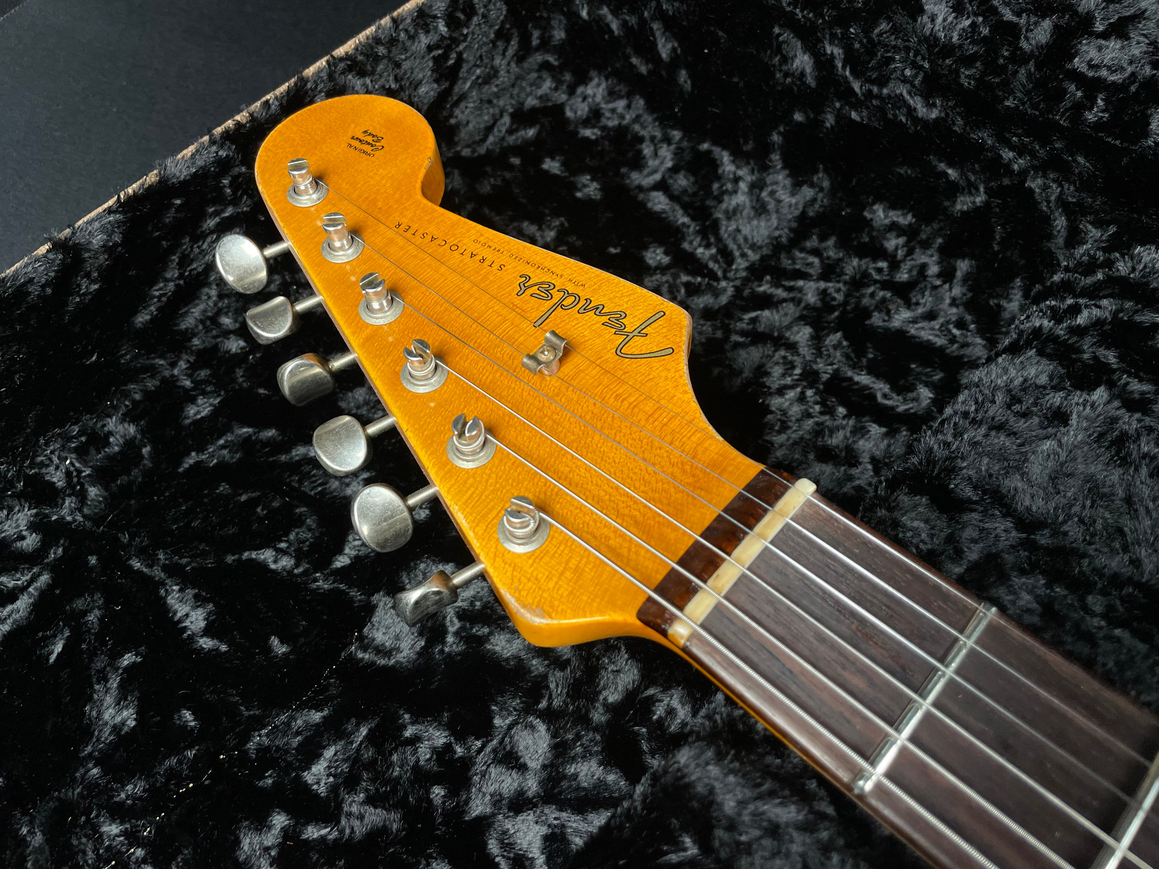 Fender Custom Shop 1960 Stratocaster, Heavy Relic- Aged Black/3-Color Sunburst