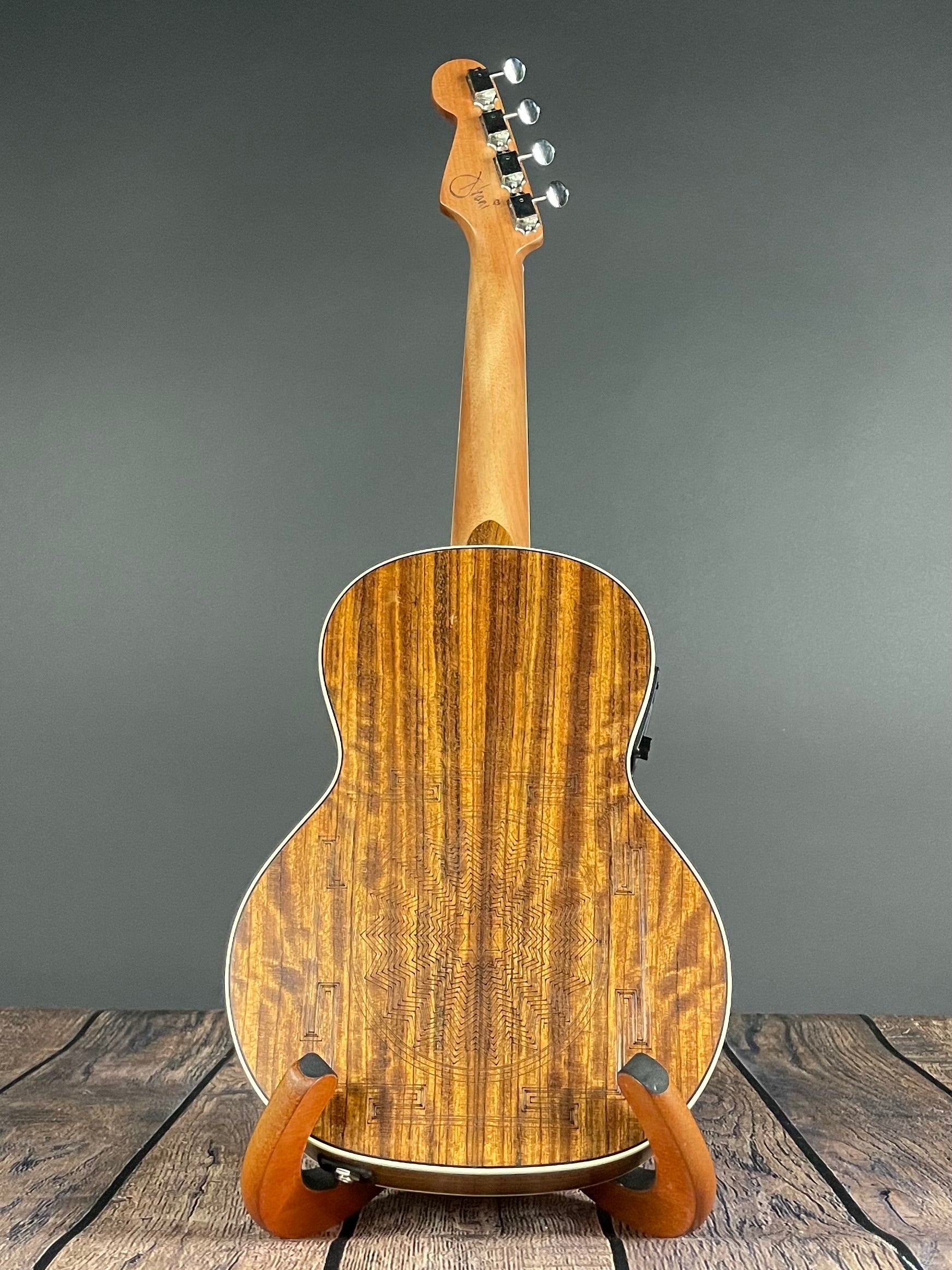 Fender Dani Harrison Tenor Ukulele- Turquoise - Metronome Music Inc.