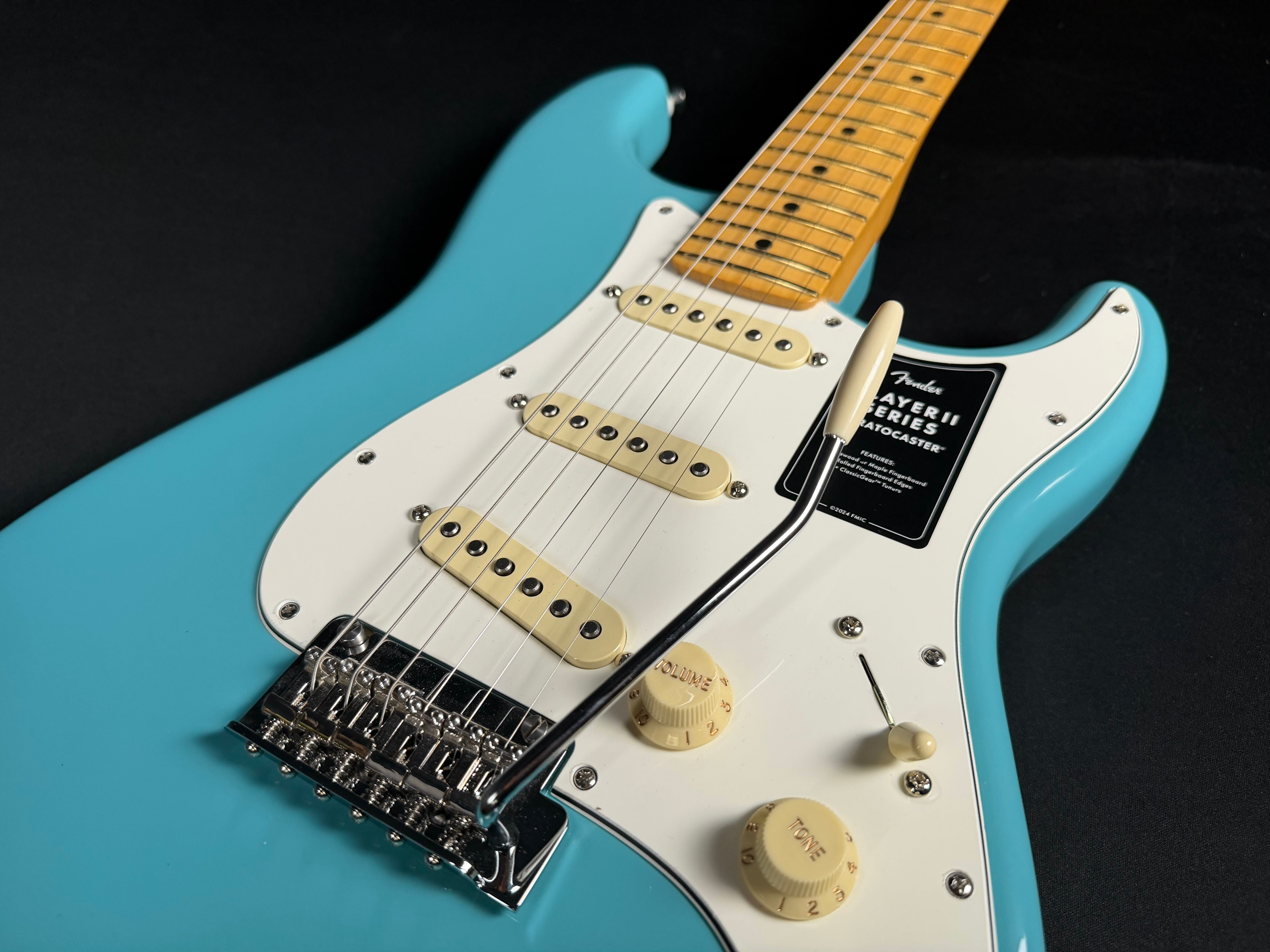 Fender Player II Stratocaster, Rosewood - Aquatone blue
