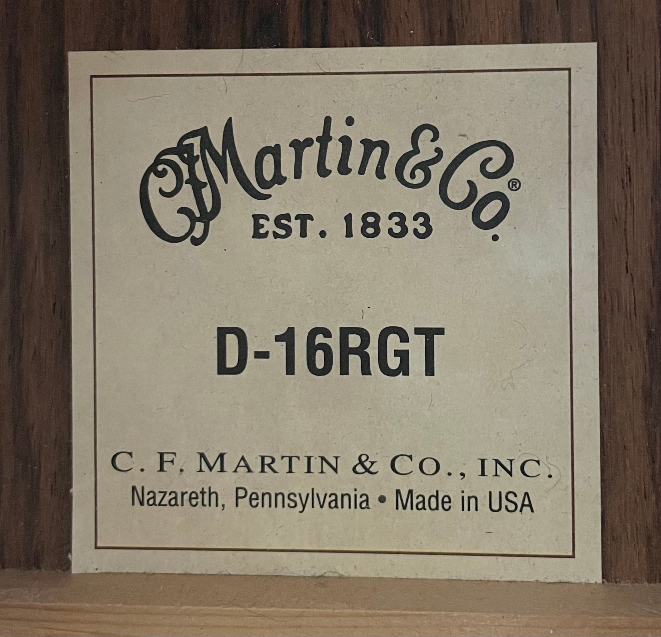 Martin D-16RGT LR Baggs Anthem w/OHSC - Natural (2015) - Metronome Music Inc.