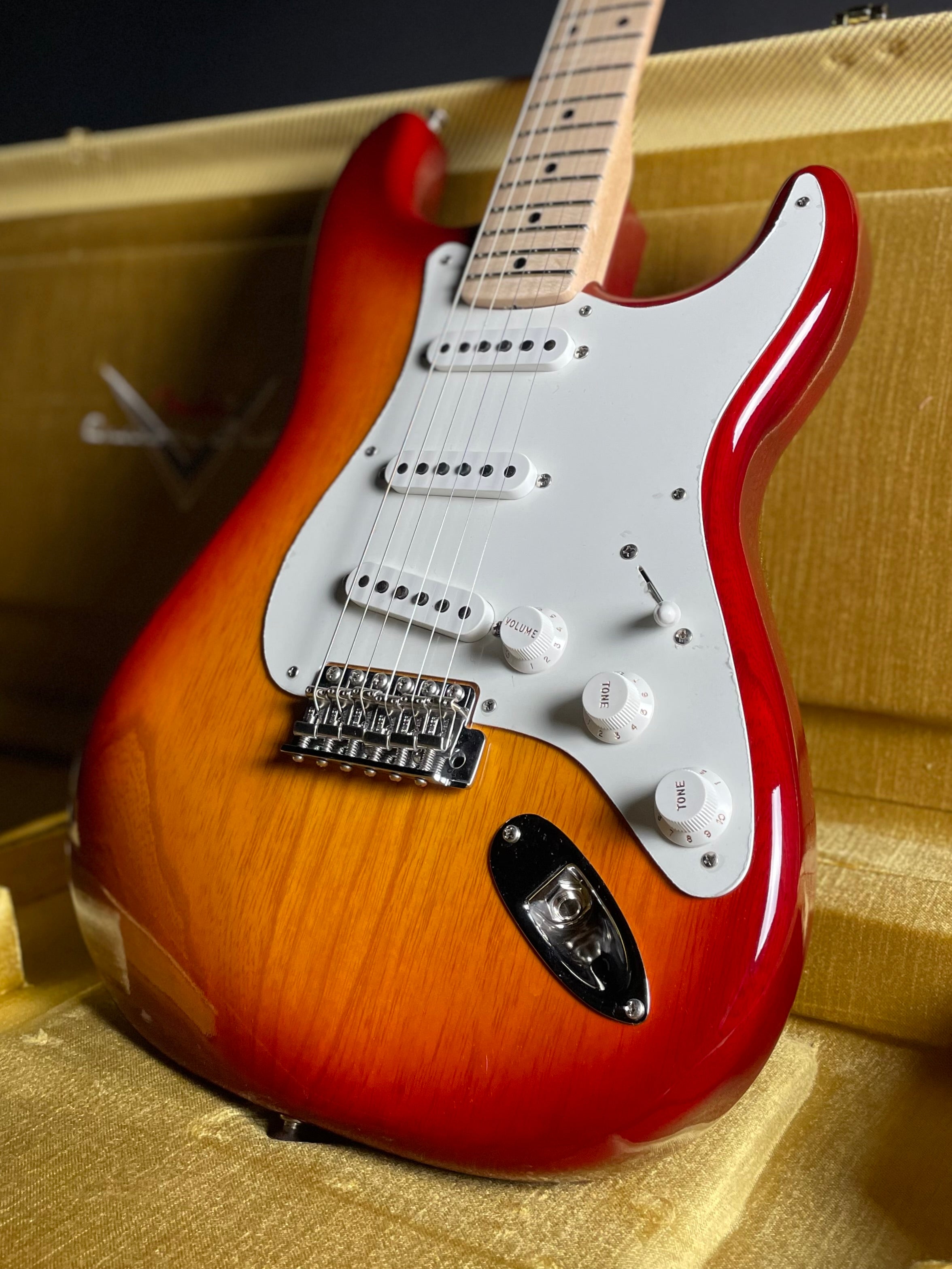 Fender Custom Shop '58 C/R Strat, Time Capsule - Aged Cherry Sunburst (2025)