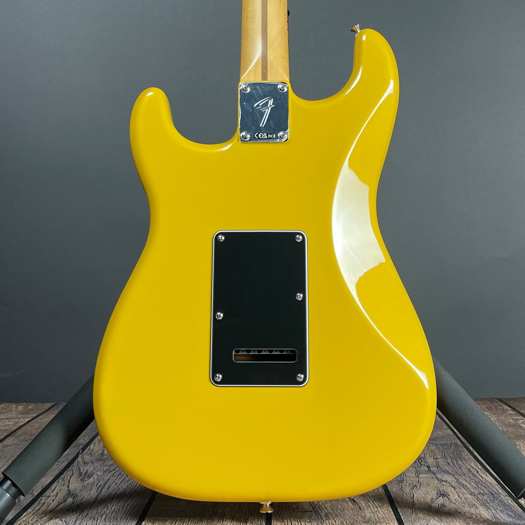 Fender Player II Modified Stratocaster, Maple Fingerboard, Sunshine Yellow - Metronome Music Inc.