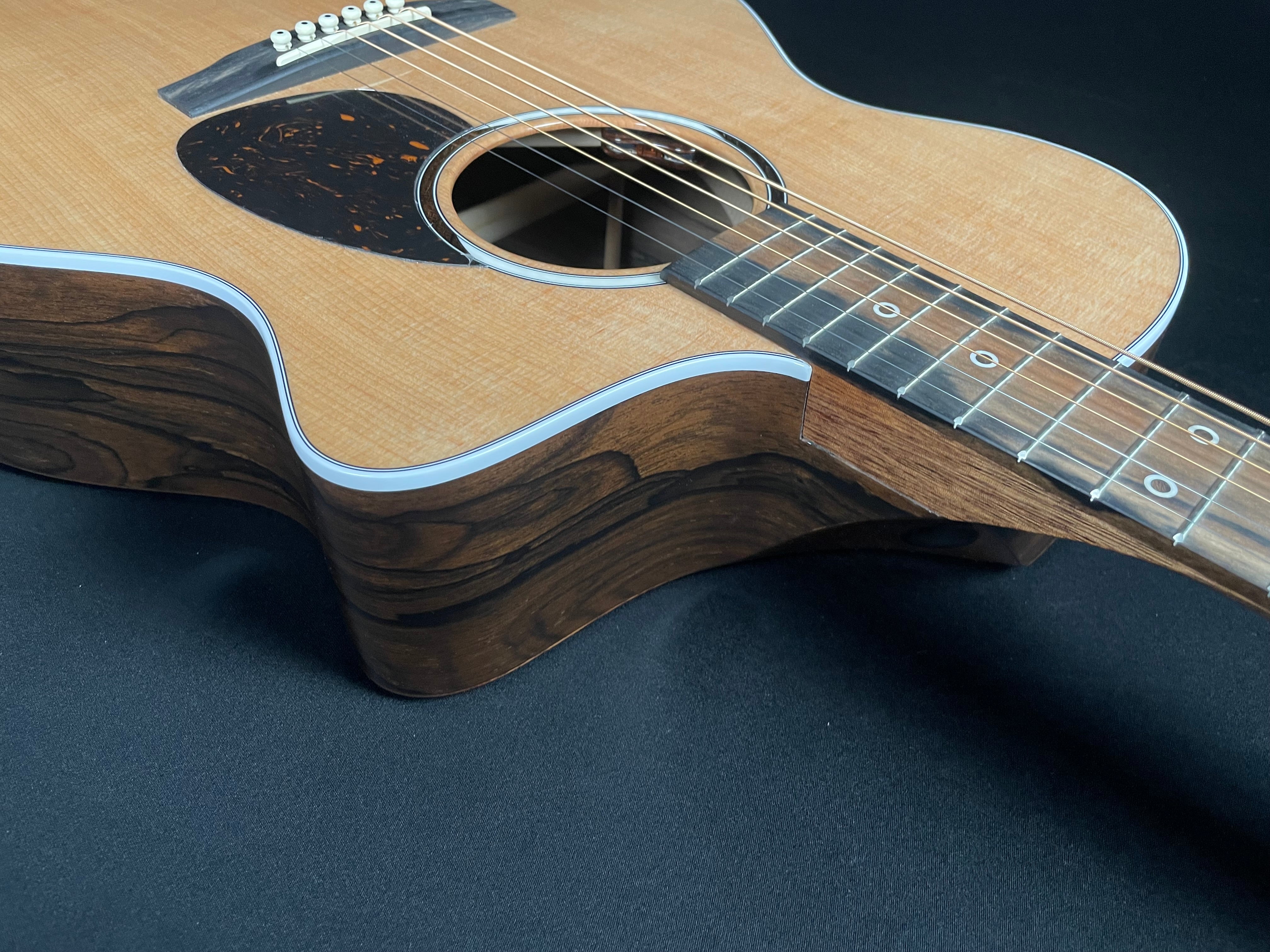 Martin SC-13E Special w/Soft-Shell Case- Natural (2025)