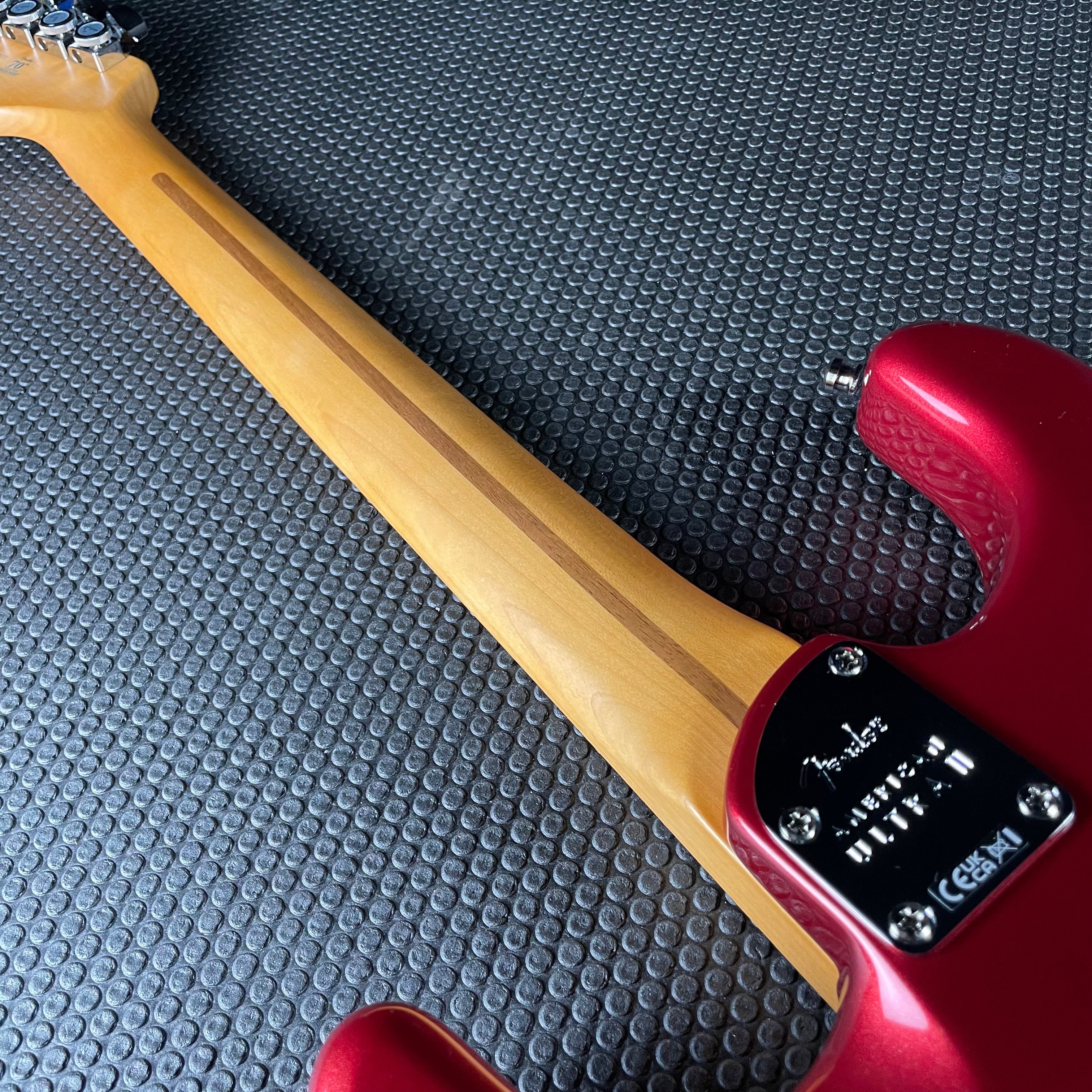Fender American Ultra II Stratocaster, Maple- Sinister Red (7lbs 15oz) - Metronome Music Inc.