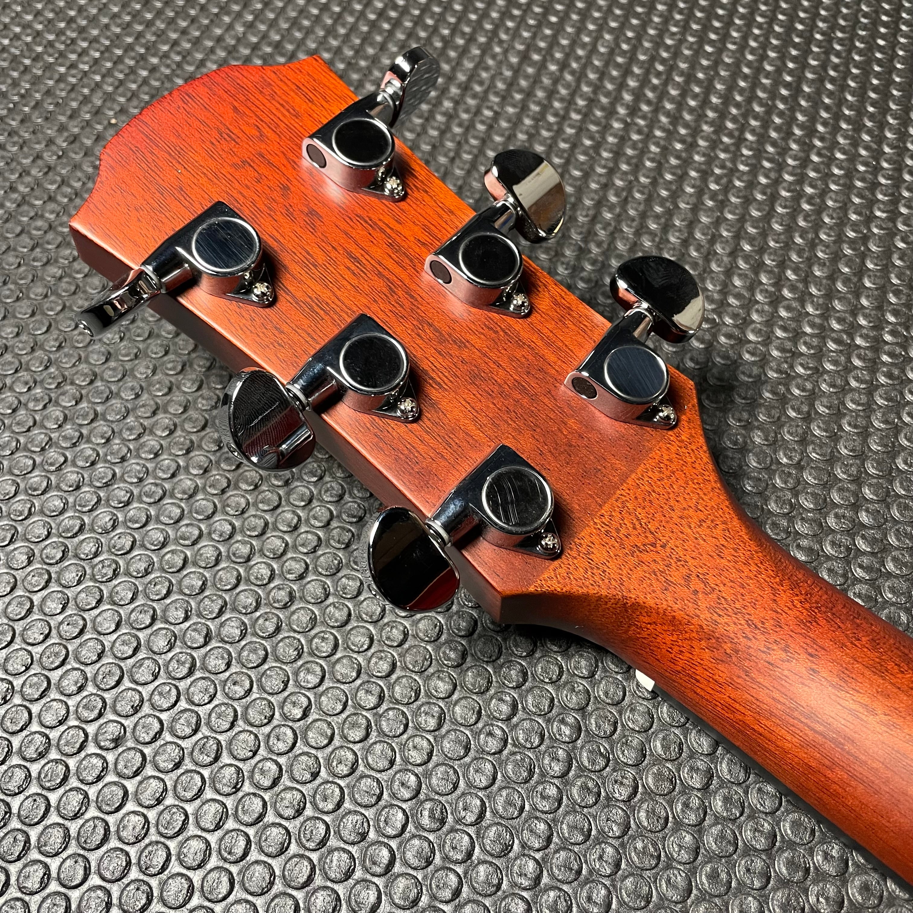 Yamaha A3M Mahogany Western Cutaway, All-Solid - Vintage - Metronome Music Inc.