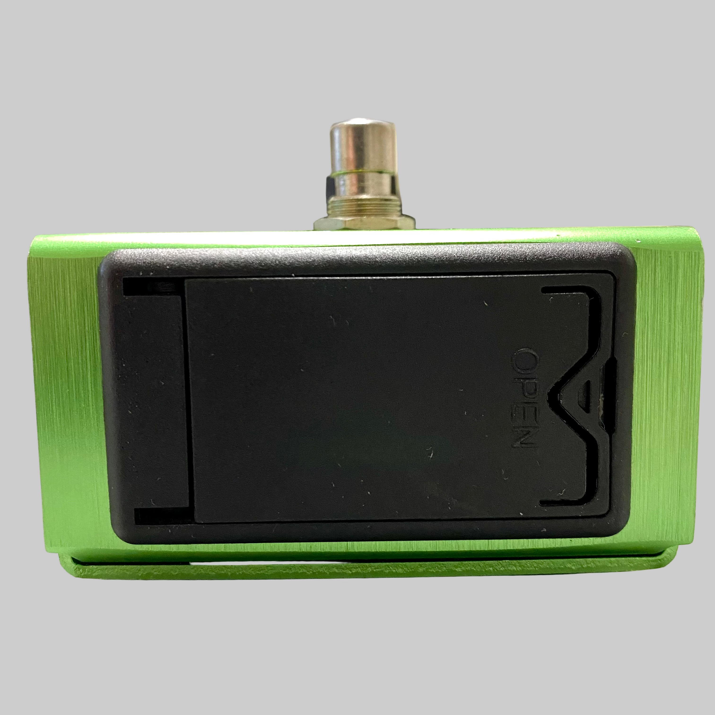 Way Huge WHE401 Swollen Pickle MkII Jumbo Fuzz