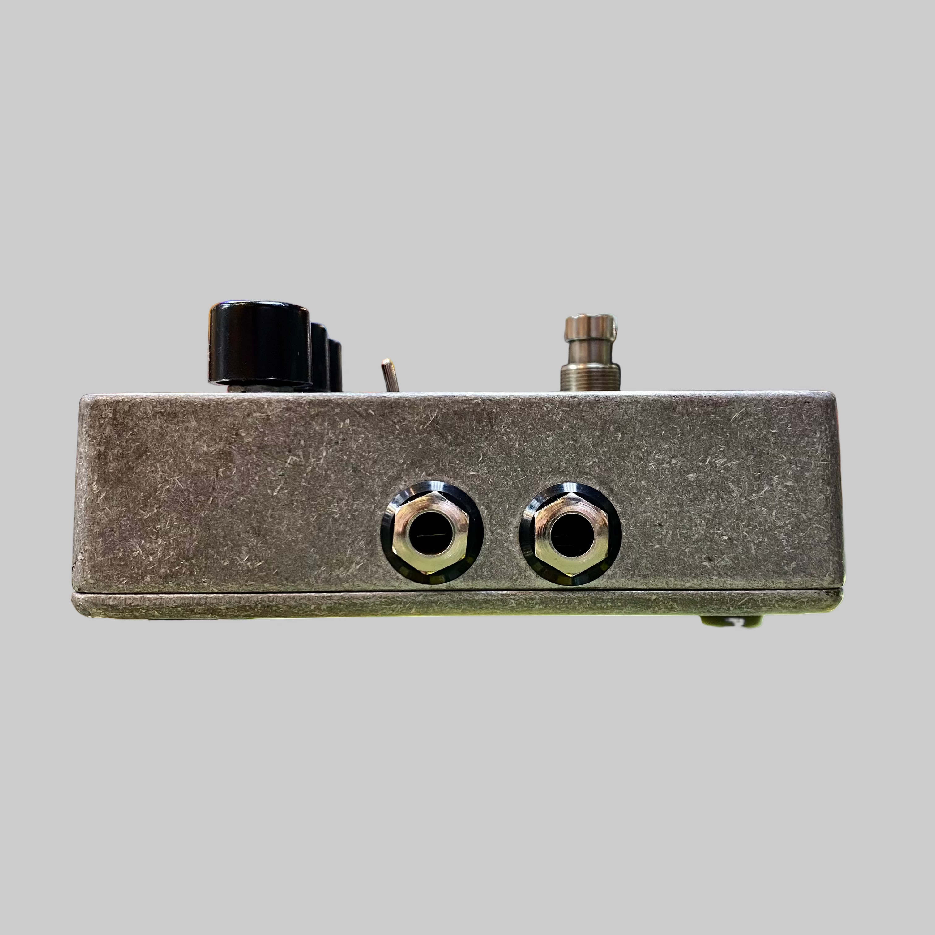 Electro Harmonix Stereo Pulsar Tremolo - Metronome Music Inc.