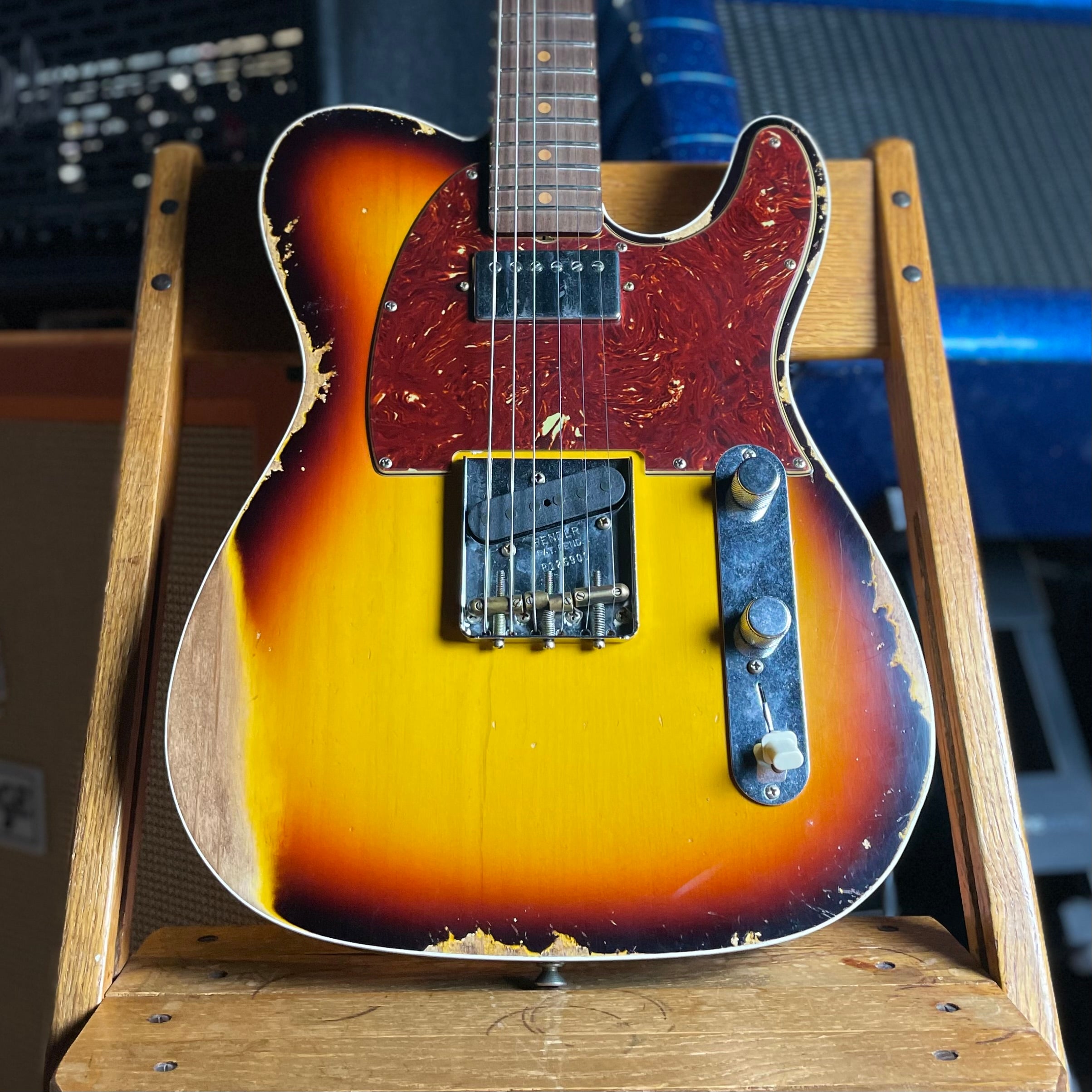Fender Custom Shop LTD Reverse 1960 Tele Custom, Heavy Relic- 3-Color Sunburst - Metronome Music Inc.