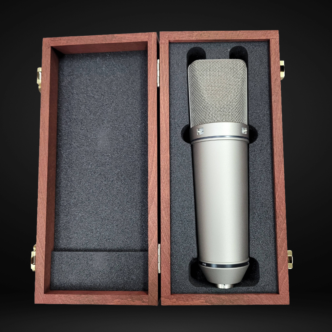 Neumann U 87 Ai Large-diaphragm Condenser Microphone w/ Shockmount & Windscreen - Metronome Music Inc.