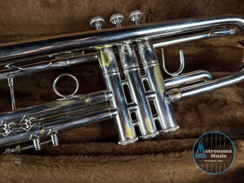 Bach Stradivarius Model 37 Bb Trumpet - Silver-Plated (1980s) - Metronome Music Inc.