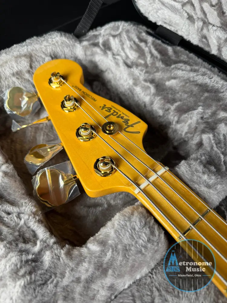 Fender 75th Anniversary American Professional PJ Bass - 2-Color Sunburst (2026) - Metronome Music Inc.