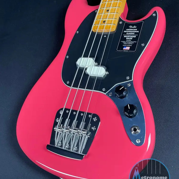 Fender American Professional Classic Mustang Bass - Faded Dakota Red