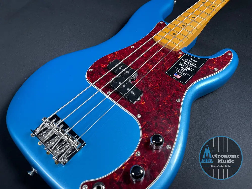 Fender American Professional Classic Precision Bass - Faded Lake Placid Blue - Metronome Music Inc.