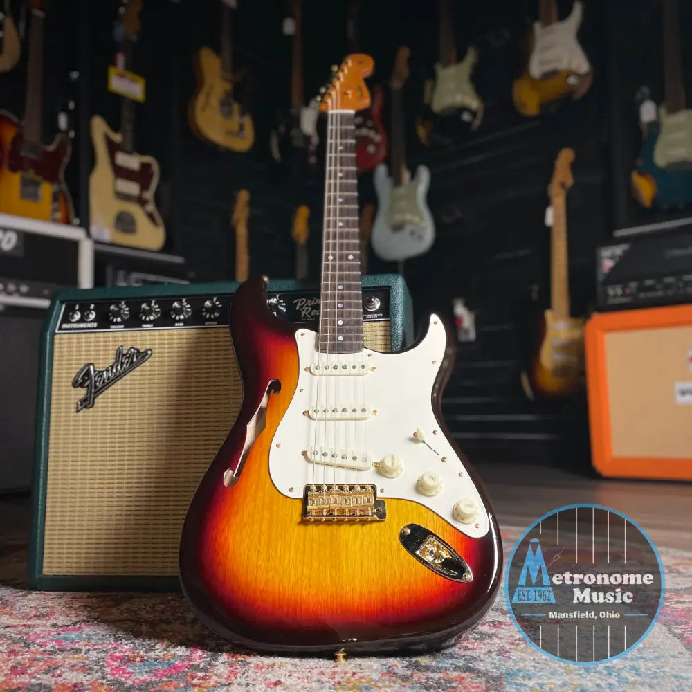 Fender Artisan Korina Stratocaster, Rosewood- Chocolate 3-Color Sunburst - Metronome Music Inc.