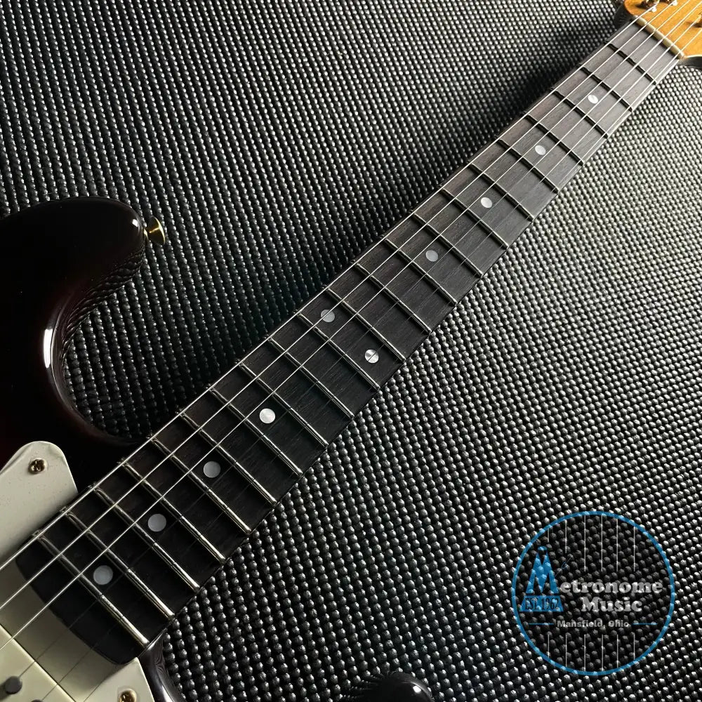 Fender Artisan Korina Stratocaster, Rosewood- Chocolate 3-Color Sunburst (7lbs 12oz) - Metronome Music Inc.