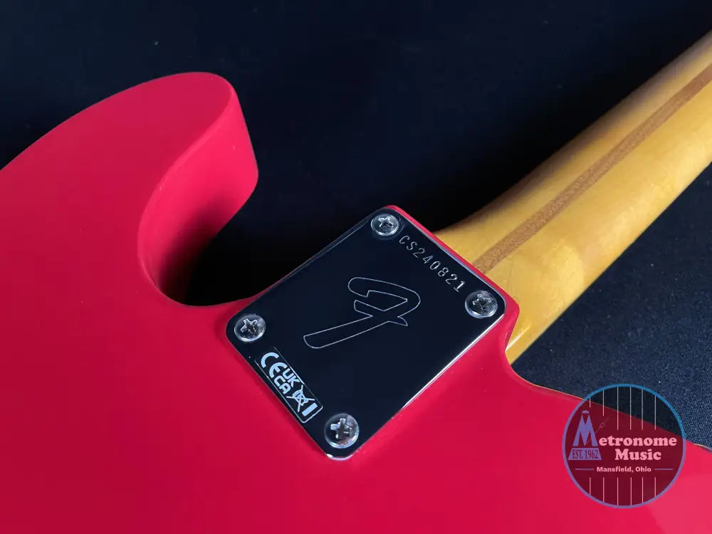 Fender Chris Shiflett Cleaver Telecaster Deluxe - Dakota Red - Metronome Music Inc.