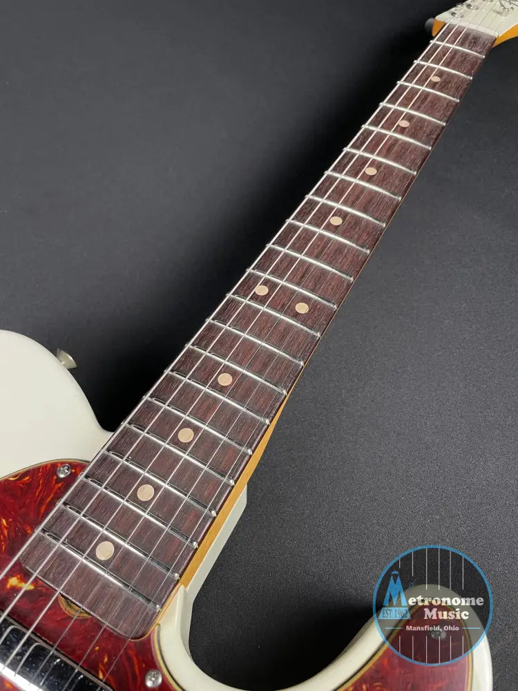Fender Custom Shop 1963 Telecaster Journeyman - Aged Olympic White (2025) - Metronome Music Inc.