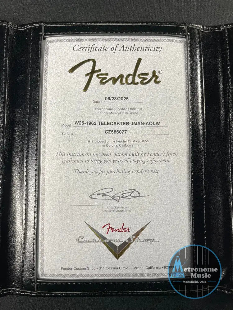 Fender Custom Shop 1963 Telecaster Journeyman - Aged Olympic White (2025) - Metronome Music Inc.
