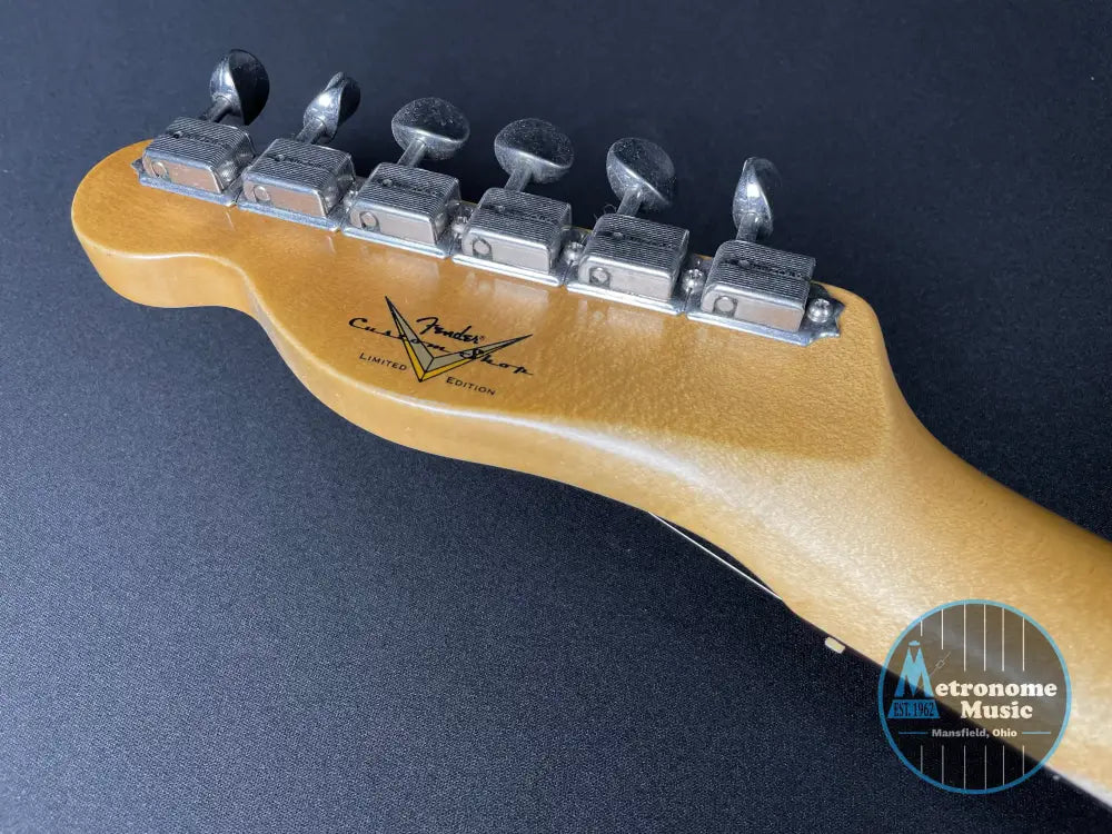 Fender Custom Shop 1963 Telecaster Journeyman - Aged Olympic White (2025) - Metronome Music Inc.