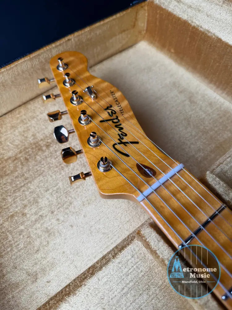 Fender Custom Shop Custom Deluxe Flame Telecaster - Emerald Green Transparent - Metronome Music Inc.