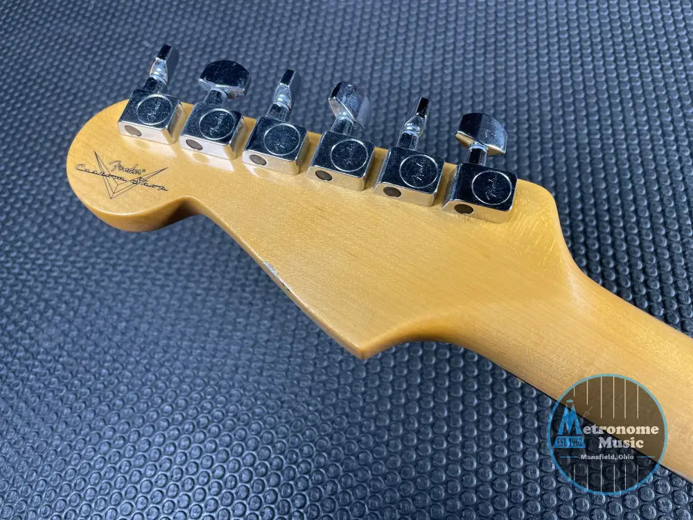 Fender Custom Shop Custom Deluxe Stratocaster HB S-1 - Graffiti Yellow - Metronome Music Inc.