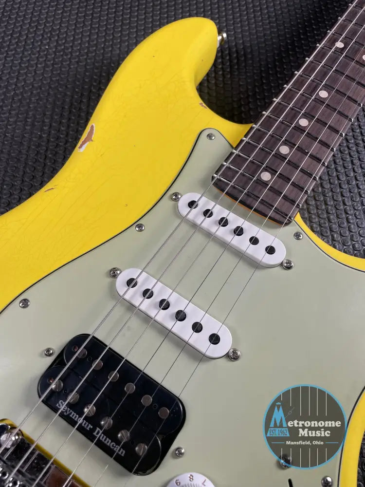 Fender Custom Shop Custom Deluxe Stratocaster HB S-1 - Graffiti Yellow - Metronome Music Inc.