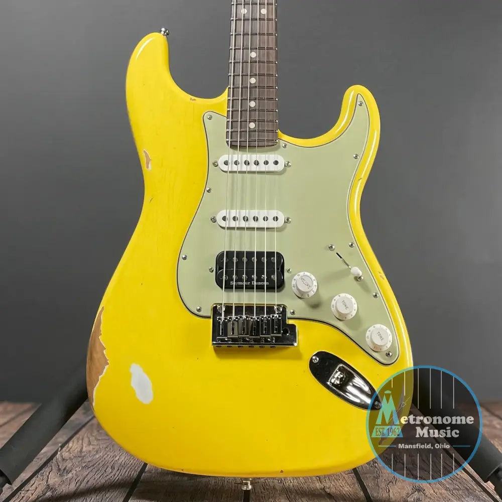 Fender Custom Shop Custom Deluxe Stratocaster HB S-1 - Graffiti Yellow - Metronome Music Inc.
