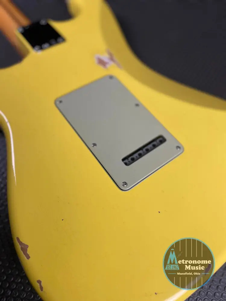 Fender Custom Shop Custom Deluxe Stratocaster HB S-1 - Graffiti Yellow - Metronome Music Inc.