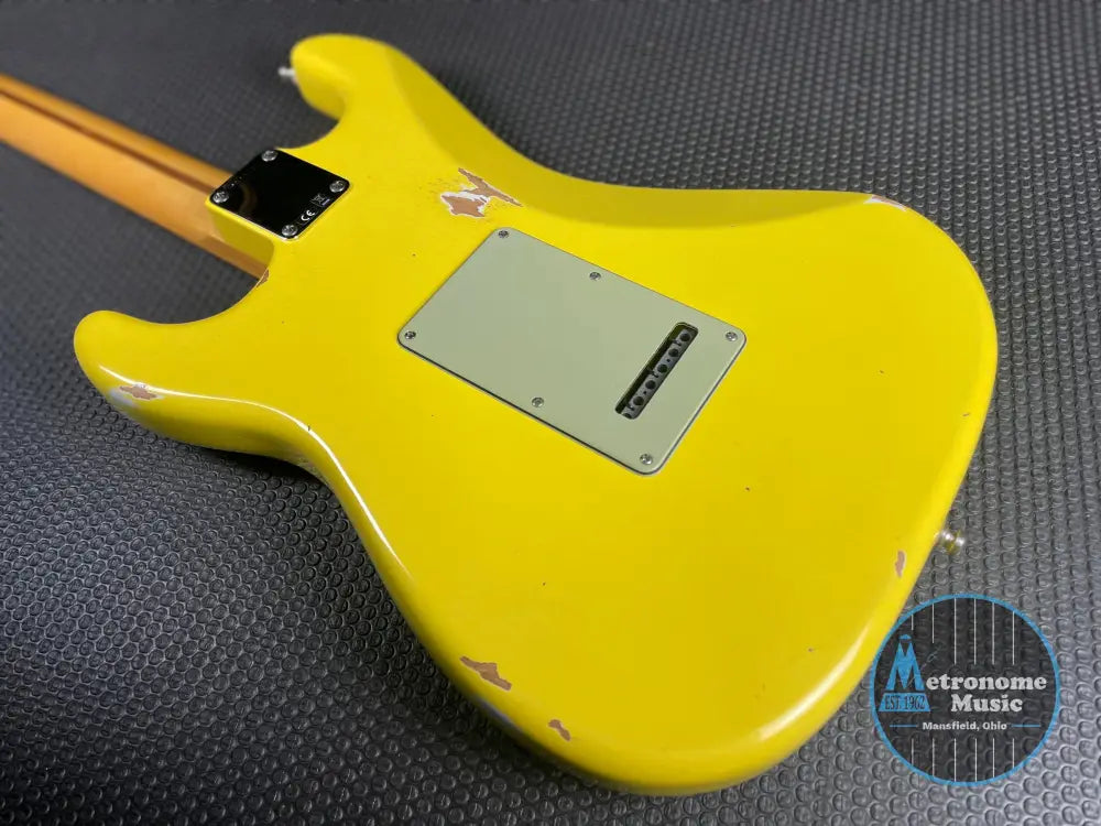 Fender Custom Shop Custom Deluxe Stratocaster HB S-1 - Graffiti Yellow - Metronome Music Inc.