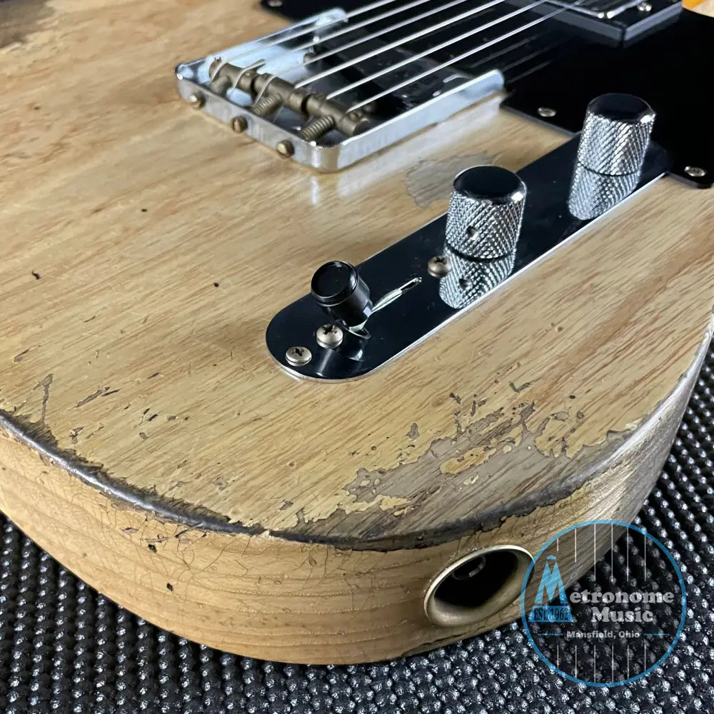 Fender Custom Shop LTD 1953 Telecaster HS, Heavy Relic- Aged Natural (7lbs 3oz) - Metronome Music Inc.