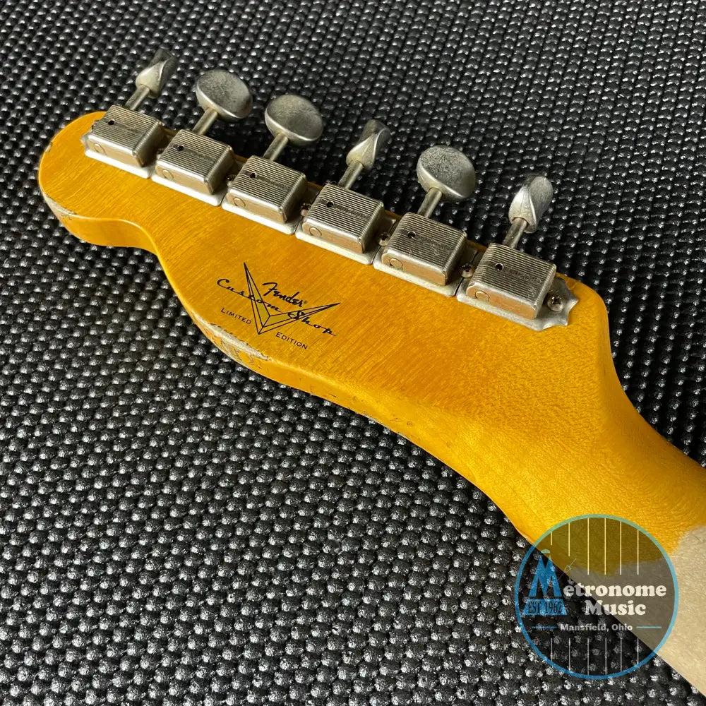Fender Custom Shop LTD 1953 Telecaster HS, Heavy Relic- Aged Natural (7lbs 3oz) - Metronome Music Inc.
