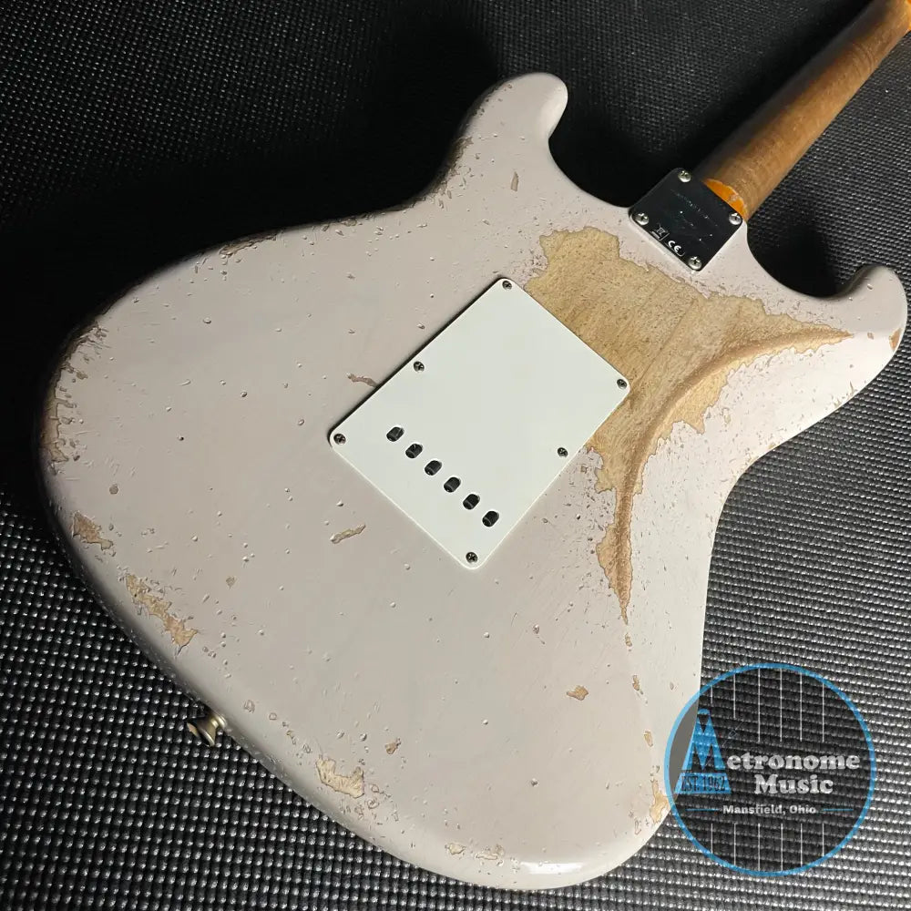 Fender Custom Shop LTD Red Hot Stratocaster, Super Heavy Relic- Aged Dirty White Blonde (7lbs 7oz) - Metronome Music Inc.