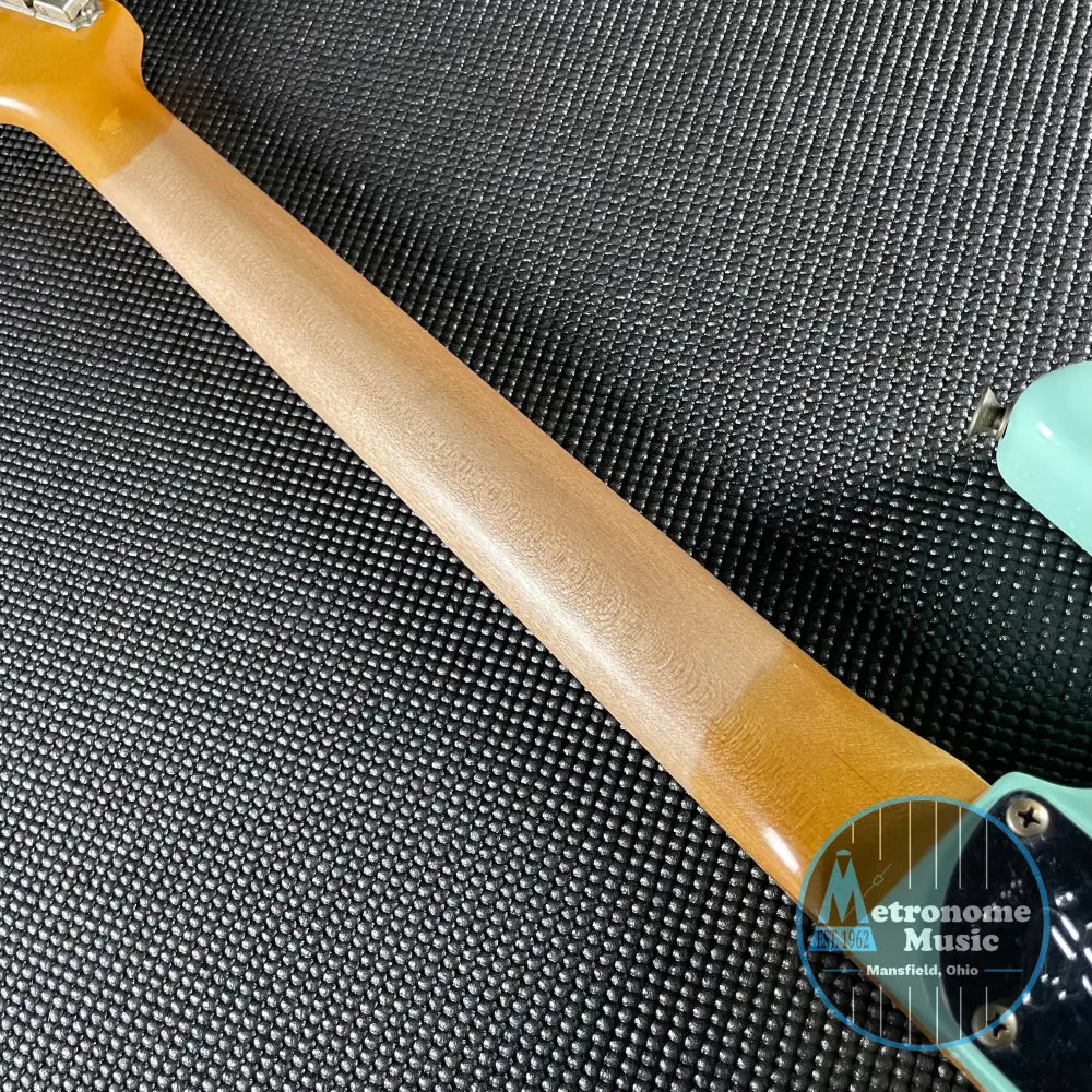 Fender Custom Shop Postmodern Strat, Journeyman Relic, Quartersawn Maple- Aged Surf Green (7lbs 13oz) - Metronome Music Inc.