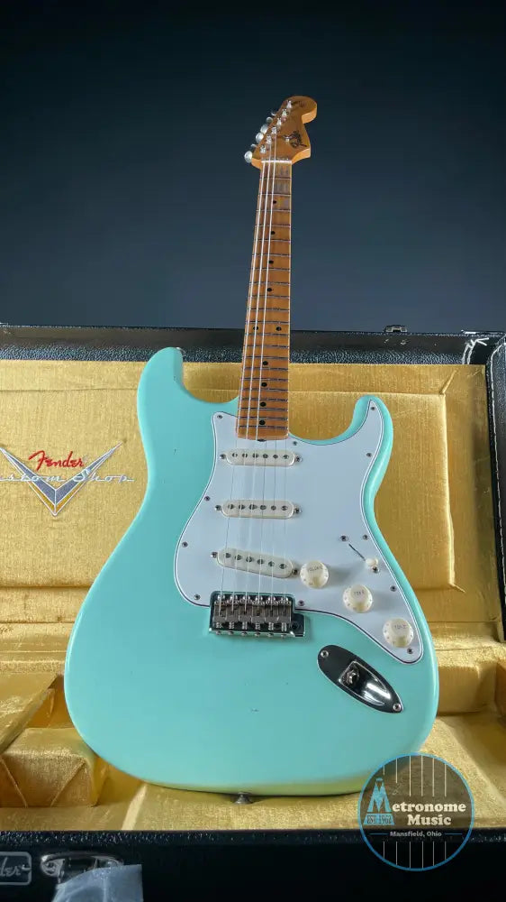 Fender Custom Shop Postmodern Strat, Journeyman Relic, Quartersawn Maple- Aged Surf Green (7lbs 13oz) - Metronome Music Inc.