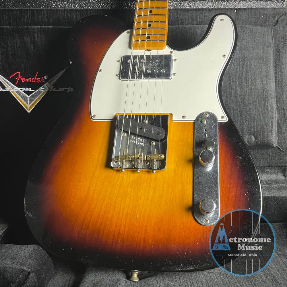 Fender Custom Shop Postmodern Telecaster, Journeyman- Wide Fade 2-Color Sunburst (7lbs 6oz) - Metronome Music Inc.