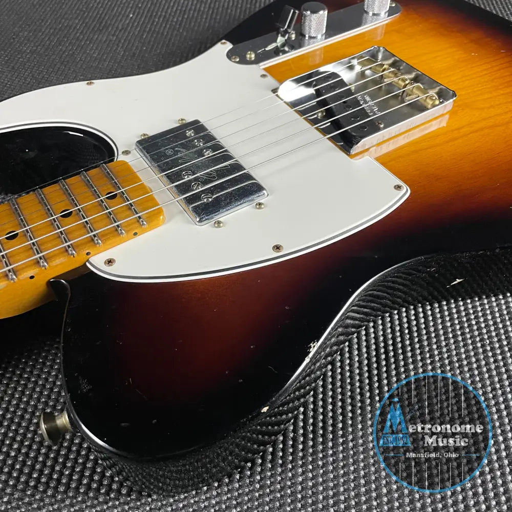 Fender Custom Shop Postmodern Telecaster, Journeyman- Wide Fade 2-Color Sunburst (7lbs 6oz) - Metronome Music Inc.