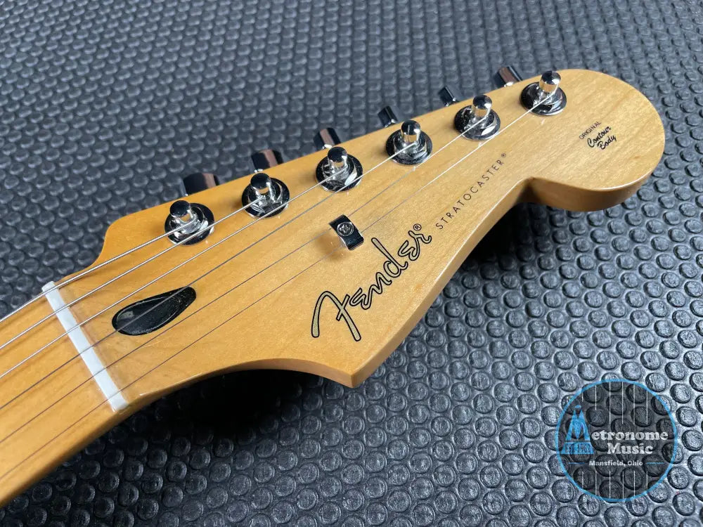 Fender Player II Modified Stratocaster, Maple Fingerboard, Sunshine Yellow - Metronome Music Inc.
