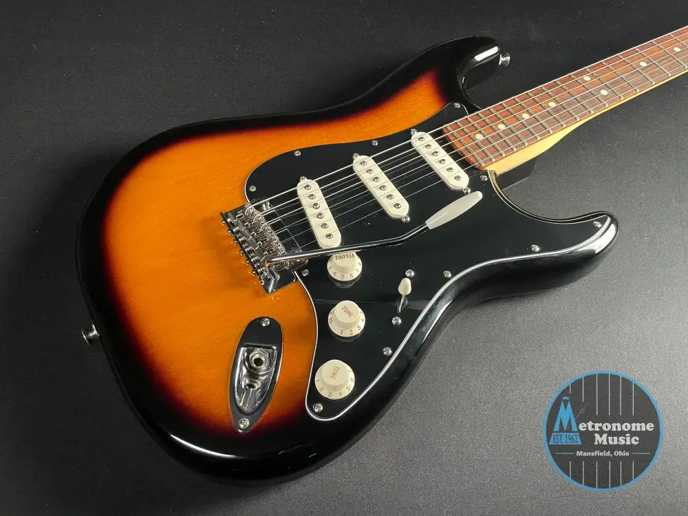 Fender Player Stratocaster - Anniversary 2-Color Sunburst (2024) - Metronome Music Inc.