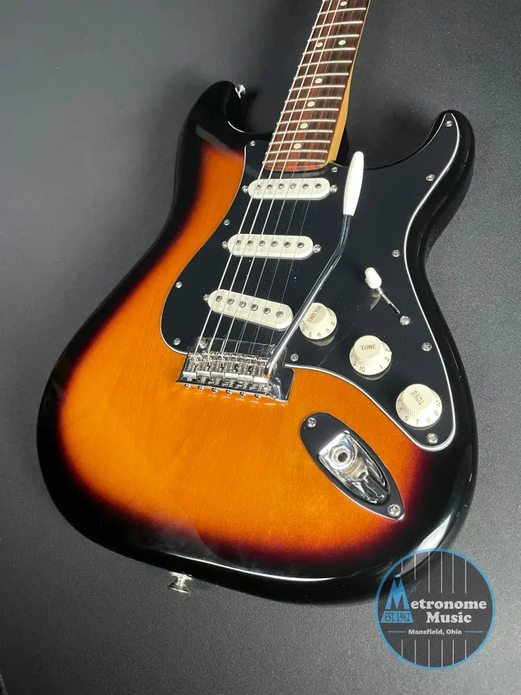 Fender Player Stratocaster - Anniversary 2-Color Sunburst (2024) - Metronome Music Inc.