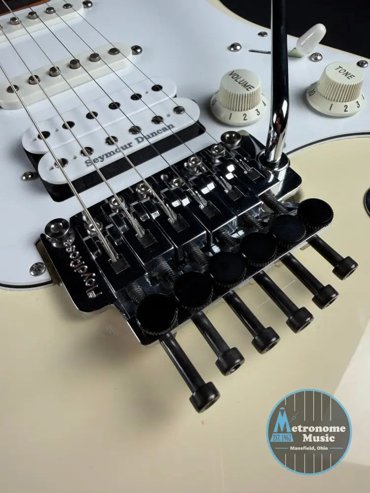 Fender Richie Sambora Stratocaster (1994) - White (Used) - Metronome Music