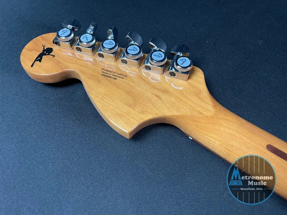 Fender Tom DeLonge Starcaster - Satin Shoreline Gold (MINT)